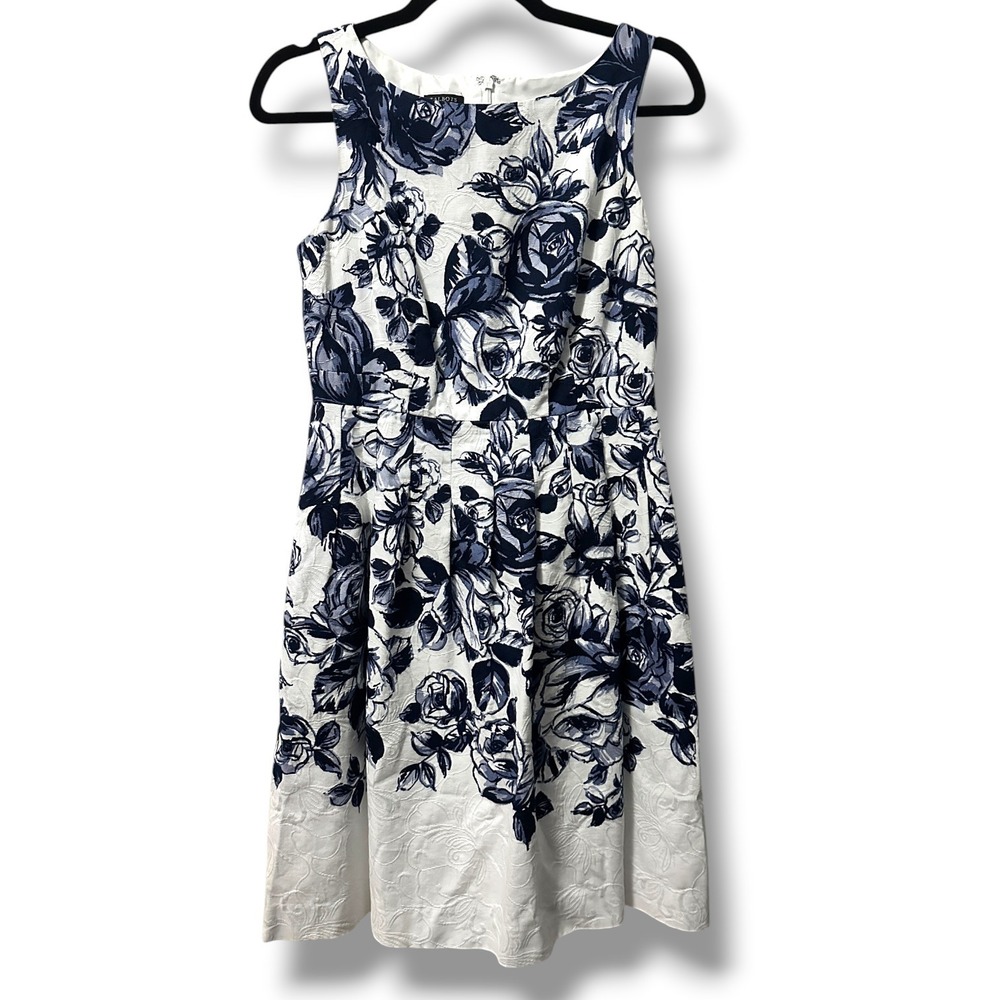 Talbots Delft Blue Floral Fit Flare Dress Sleeveless Lined Classic 2P Garden